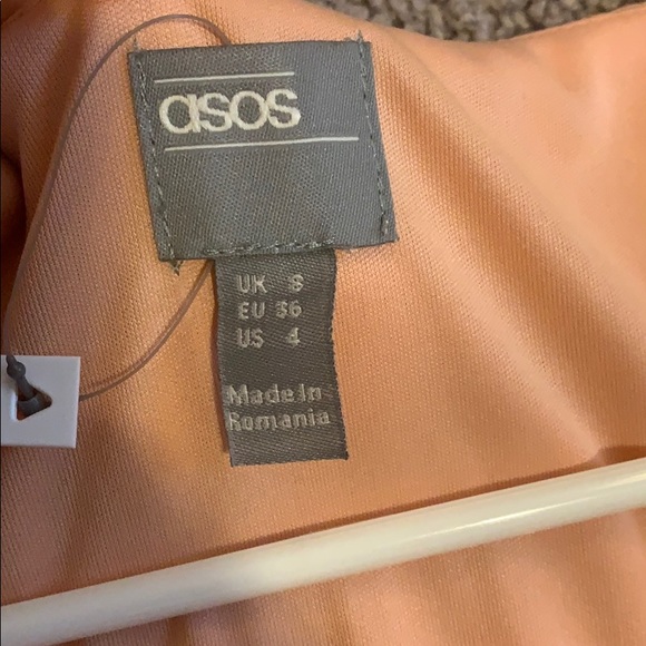 ASOS PEACH DRESS - Picture 3 of 3